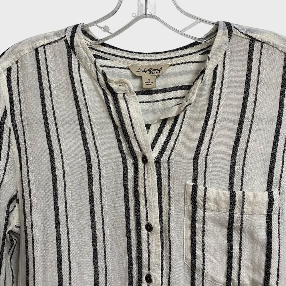 Lucky Brand Women's Striped Henley Top Size S Black White Pocket Soft Beachy - Picture 7 of 16